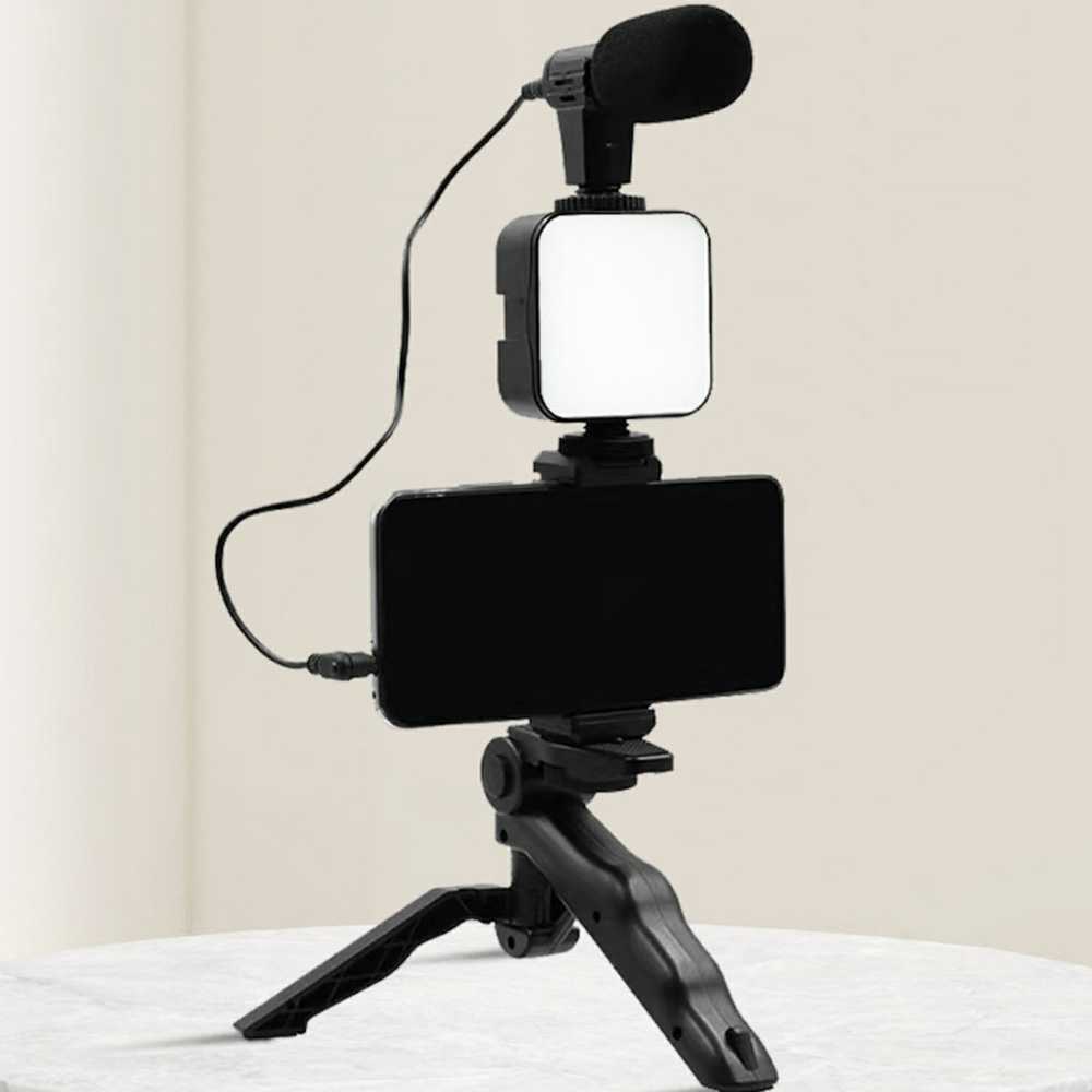 Elight Y9 Vlog Telefona Fiksācijas Video & Foto komplekts ar Led gaismu / Mikrofonu / Statīvu Melna