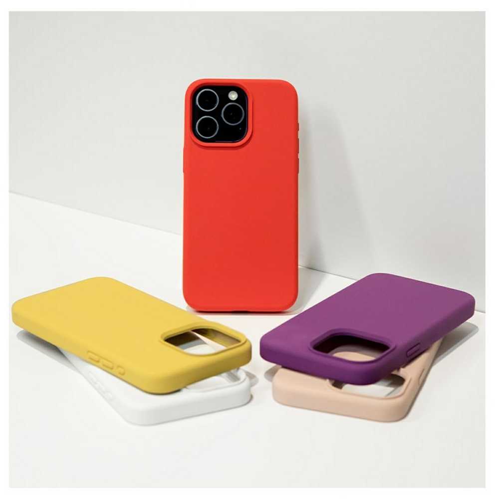 Dėklas Evelatus Premium Mīksta pieskāriena silikona aizmugures maks-apvalks priekš iPhone 15 Pro Sarkana
