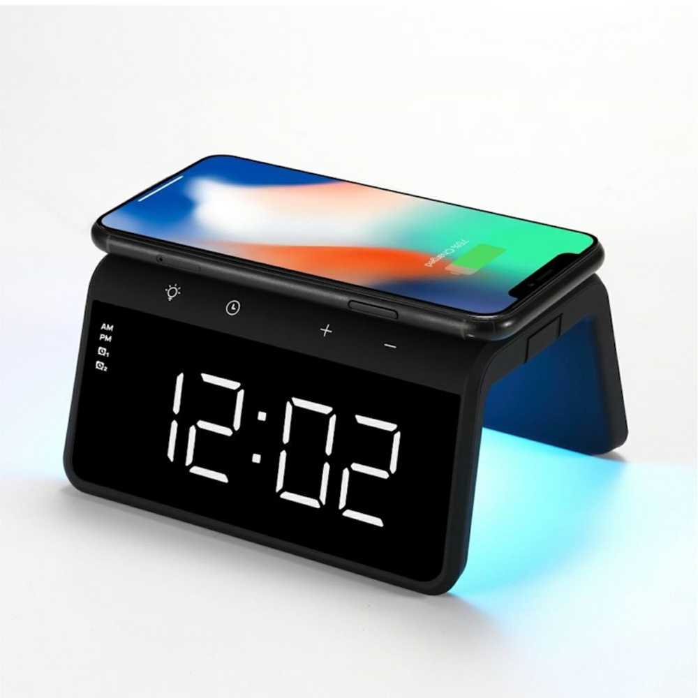 Evelatus WCC01BK 2in1 Lielais Ciparu Signāla Pulkstenis ar 10 W bezvadu lādētāju un RGB krāsu lampu melnā krāsā