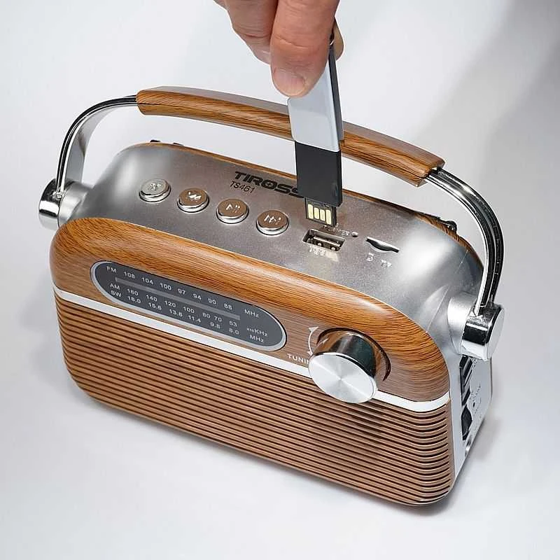 TIROSS Radijas PORTABLE Įkraunamas USB / Bluetooth
