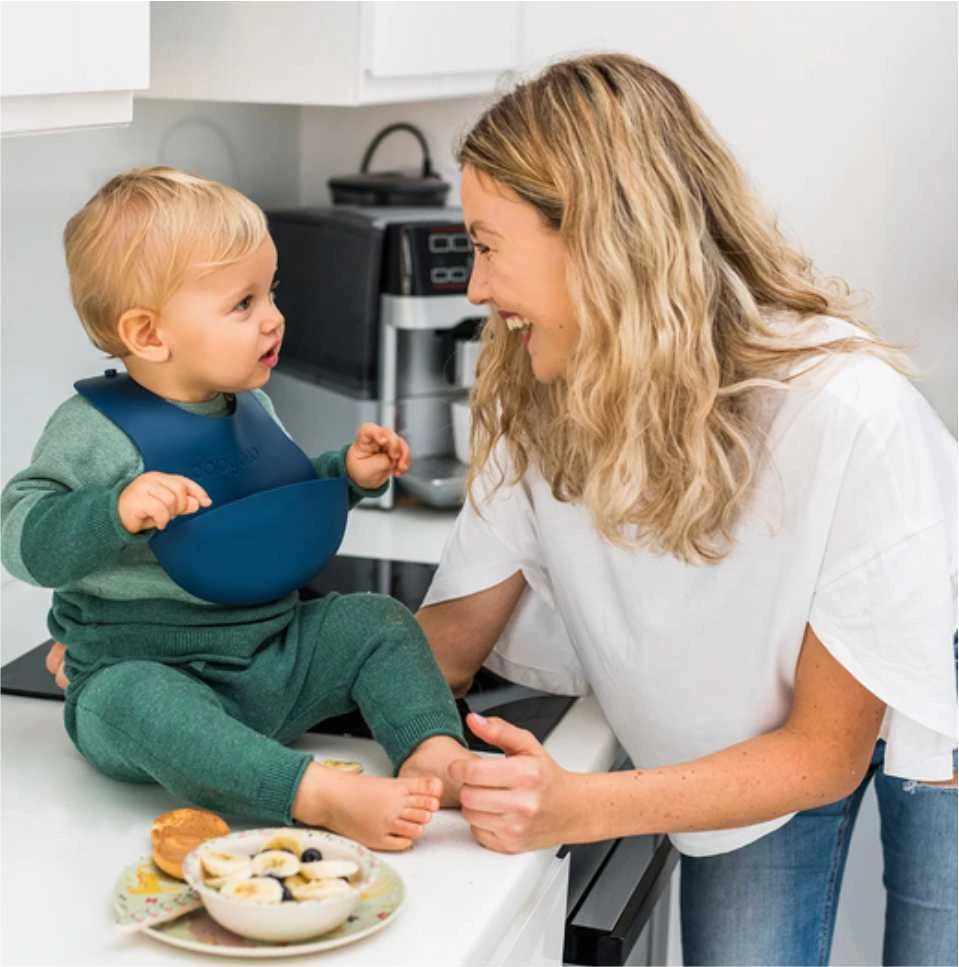 Baby Ono BABYONO minkštas seilinukas, tamsiai mėlynas