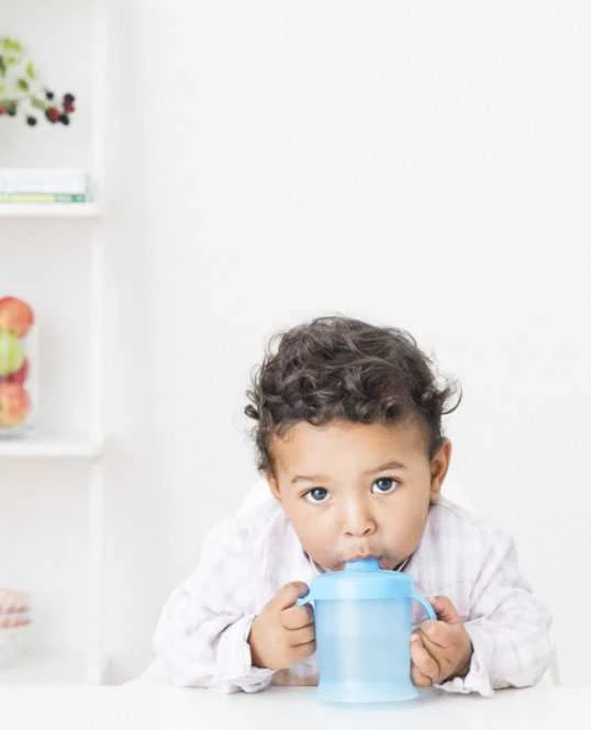 BAMBINO 200 ml gertuvė SIP-NOT-DRIP, mėlyna