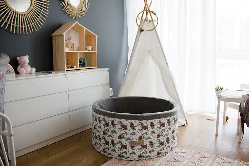FLUMI personalizuotas kamuoliukų baseinas + 200 kamuoliukų, Bear Baltas