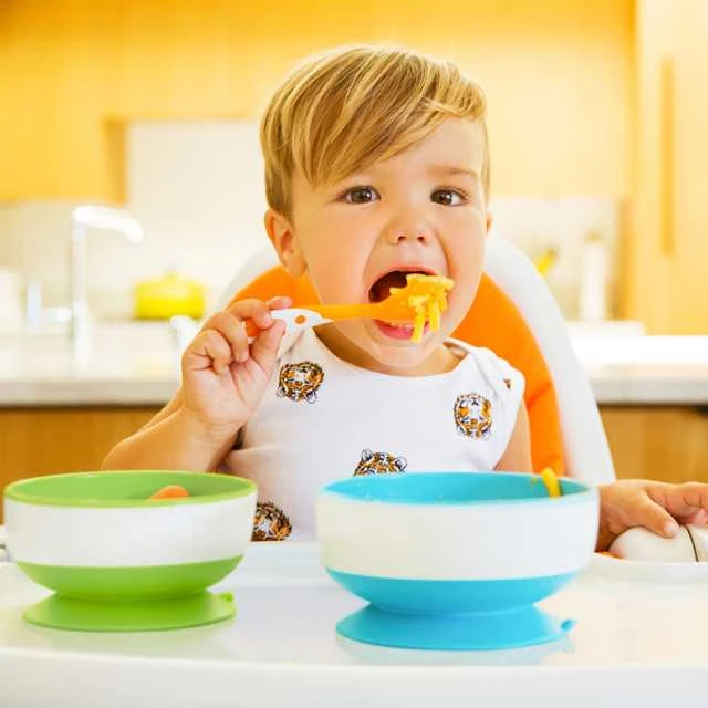 MUNCHKIN prilimpančių dubenėlių rinkinys STAY PUT SUCTION, 3 vnt.