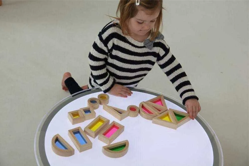 TICKIT spalvotų geometrinių formų rėmelių rinkinys, 24 vnt.