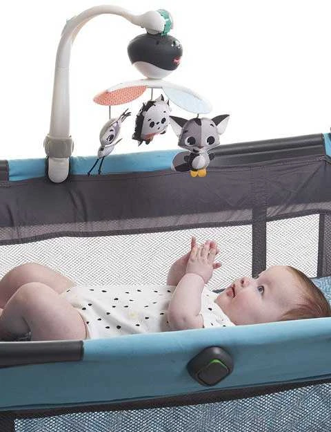 Tiny Love karuselė kelioninė magiška šalis juoda-balta
