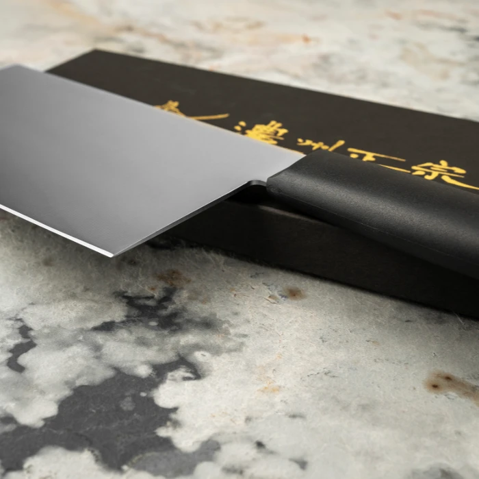 Satake Cutlery Mfg Japoniška Maisto kapoklė Satake Saku su muštuku 18cm