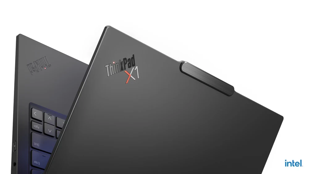 Nešiojamas kompiuteris Lenovo ThinkPad X1 Carbon G13 Aura Edition | 14" WUXGA | Core Ultra 5 228V | 32 GB RAM | 512 GB SSD | Windows 11 Pro