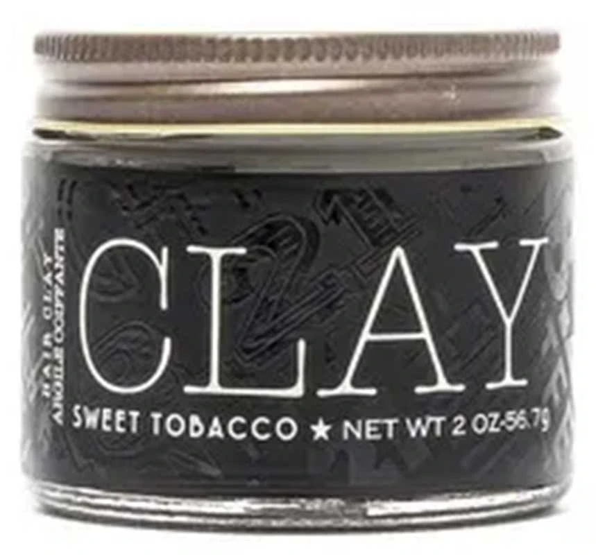 18.21 Man Made Clay Sweet Tobacco vaškas - molis plaukams, 56,7 g