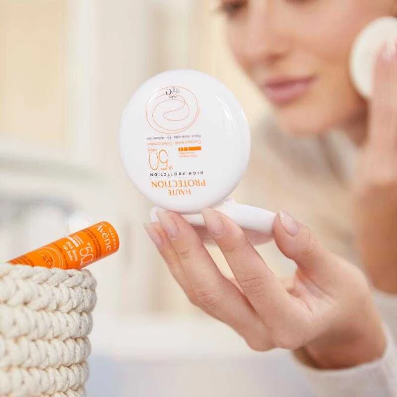Apsauginė kompaktinė veido pudra AVENE SUN, SPF 50+, atspalvis: Beige, 10 g