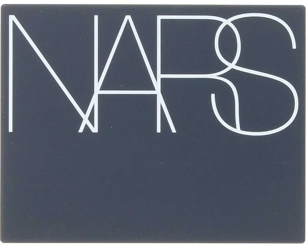 Nars šviesą atspindintys tvirtinimo milteliai presuoti, 10 g
