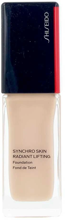„Shiseido Synchro Skin Radiant Lifting“ skystas makiažo pagrindas, 240 Quartz SPF 30, 30 ml