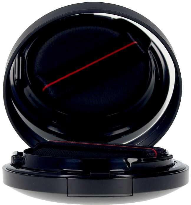 Shiseido Synchro Skin Cushion Compact Foundation 140 porcelianas