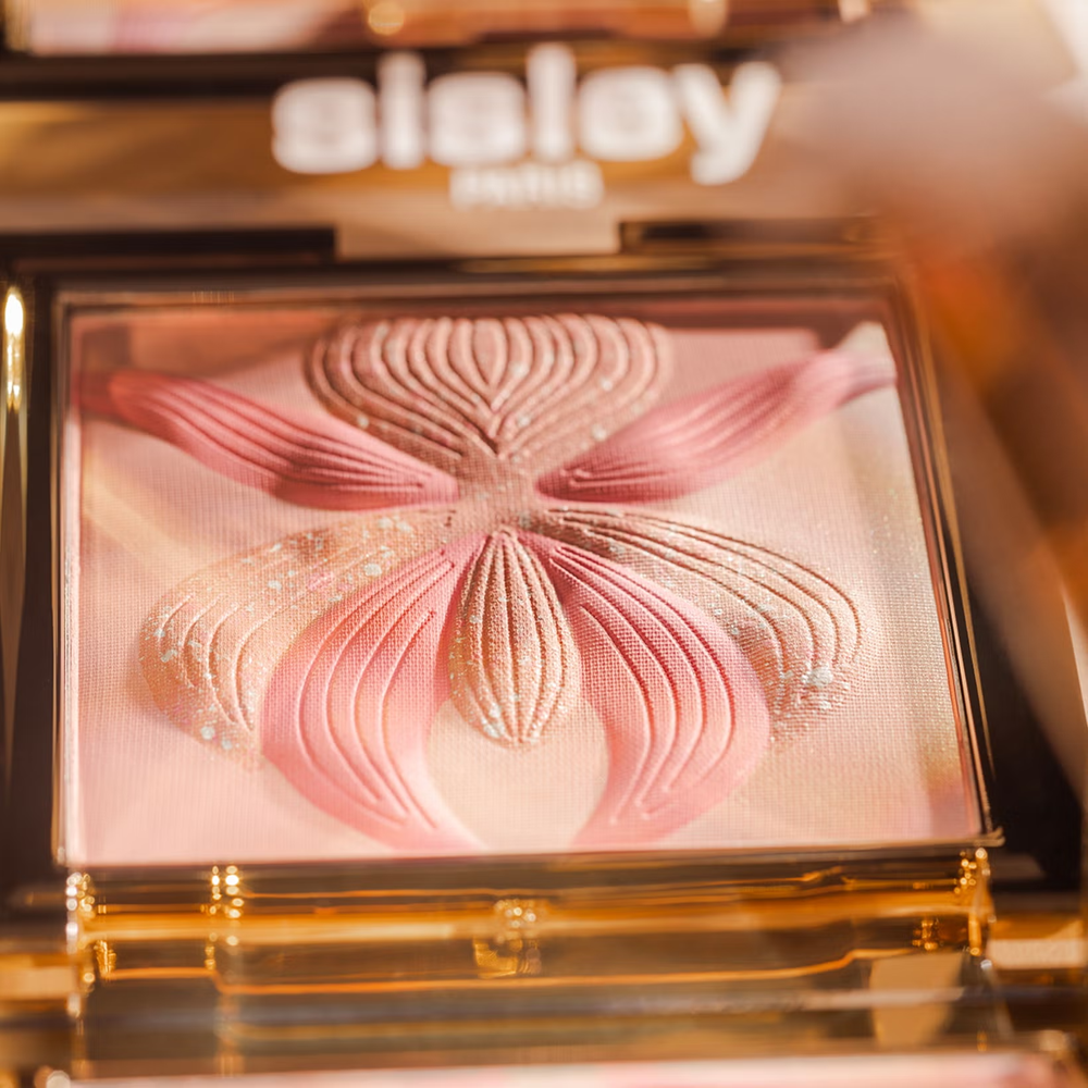 Švytėjimo suteikianti priemonė ir skaistalai Sisley Paris L'Orchidee, 15 g, spalva: Rose aprašymas - Prekės nuotrauka