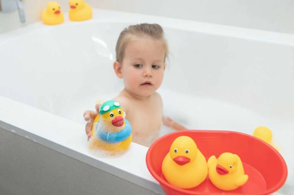 Tullo Ilgis 20Cm Maudynių rinkinys''Vonelė su ančiukais''