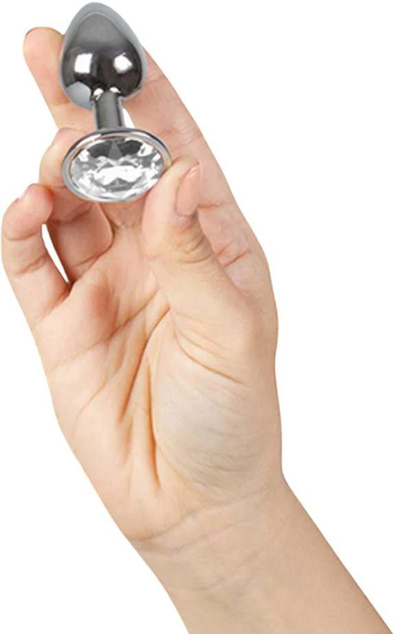 „Secret Play“ metalinis išangės kamštis „Crystal S“. Analinis kaištis su krištoliniu užsegimu. Elegancija, kuri glosta iš vidaus.