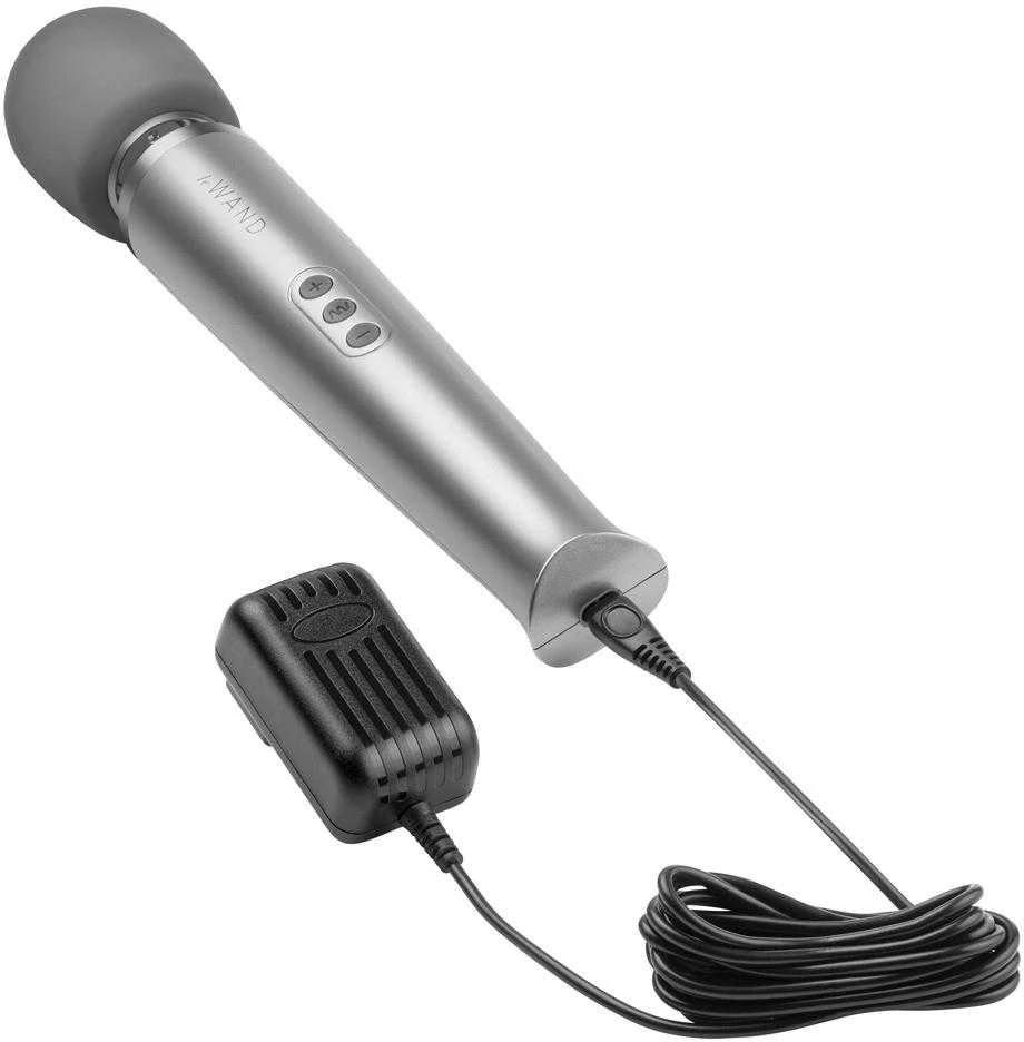 Le Wand - Rechargeable Massager Pilkas