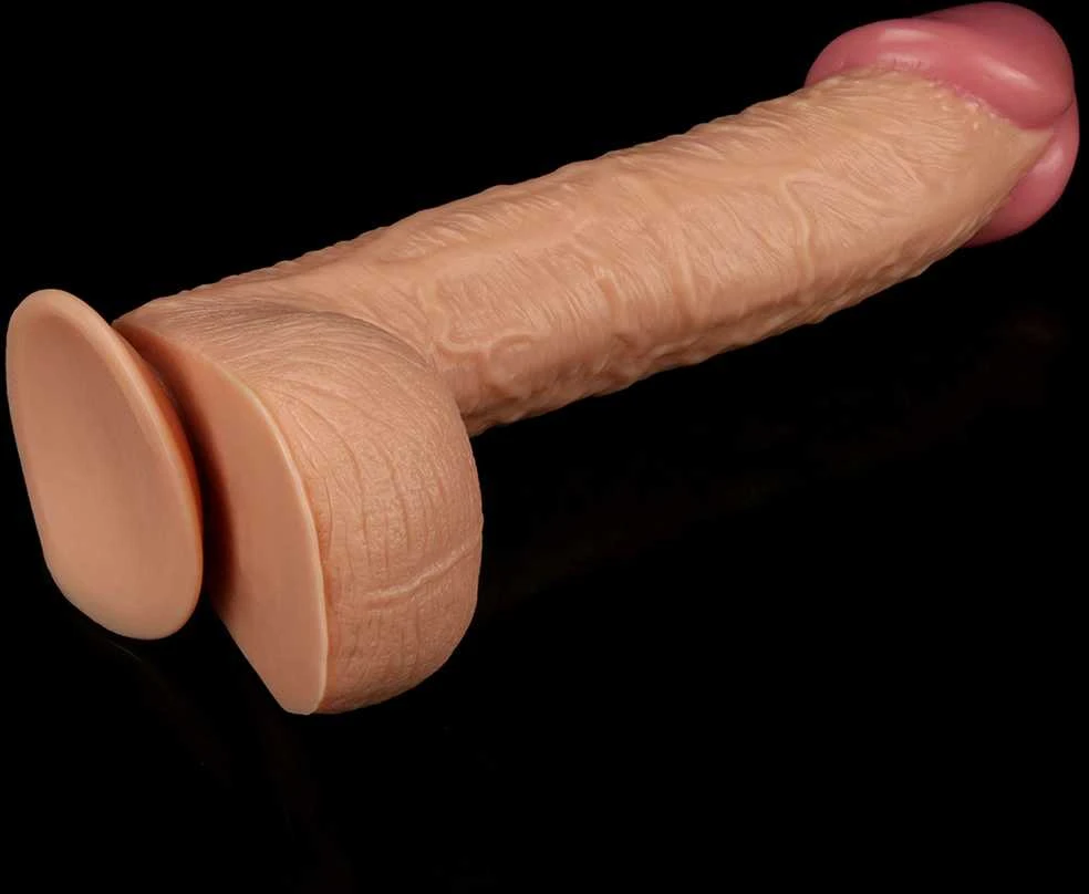„Lovetoy“ didelis, gyslotas, kūno spalvos penis su siurbtuku 28,5 cm