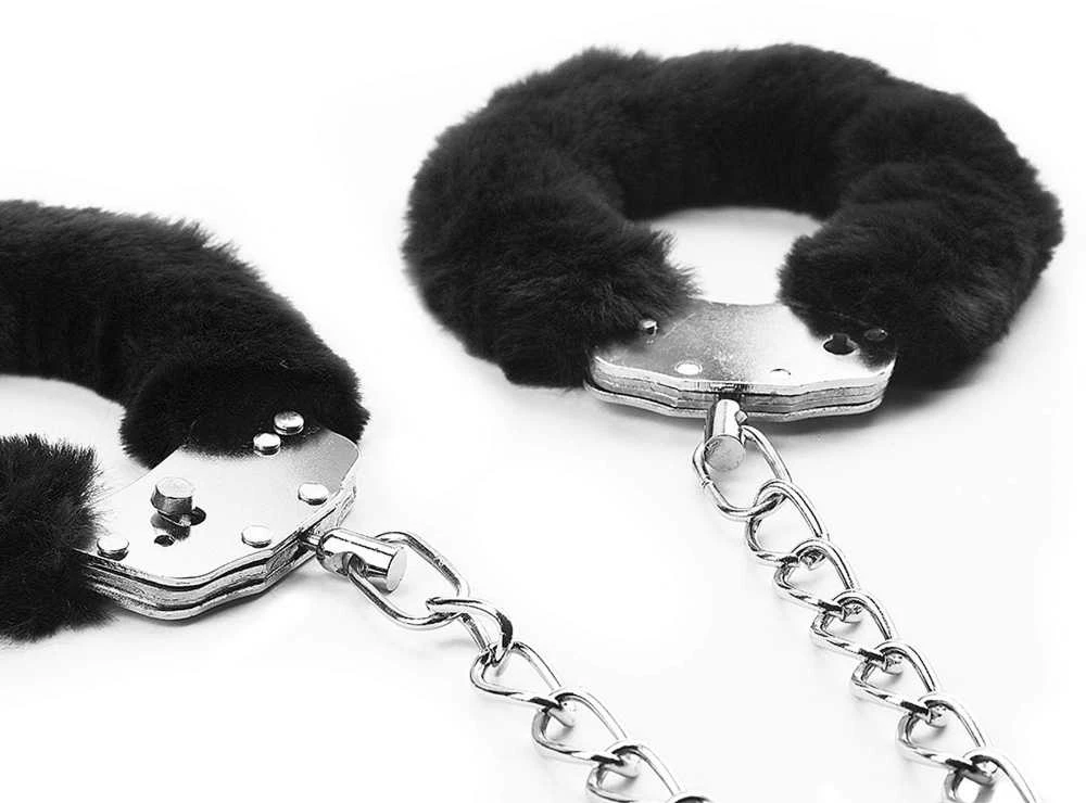 Lovetoy Fluffy juoda BDSM rankų ir kojų antrankiai