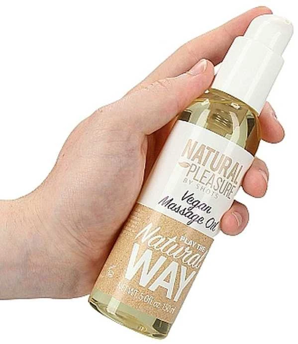 Shots Natural Pleasure Vegan erotinio masažo aliejus natūralus 150ml