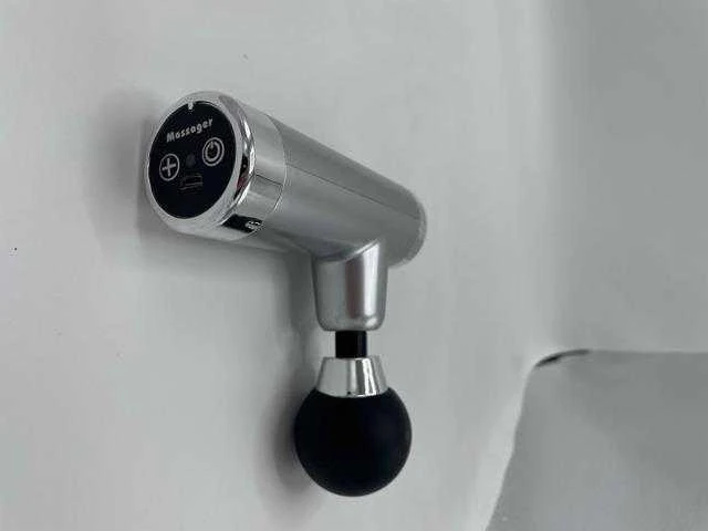 Power Escorts Massage gun mini sidabrinis
