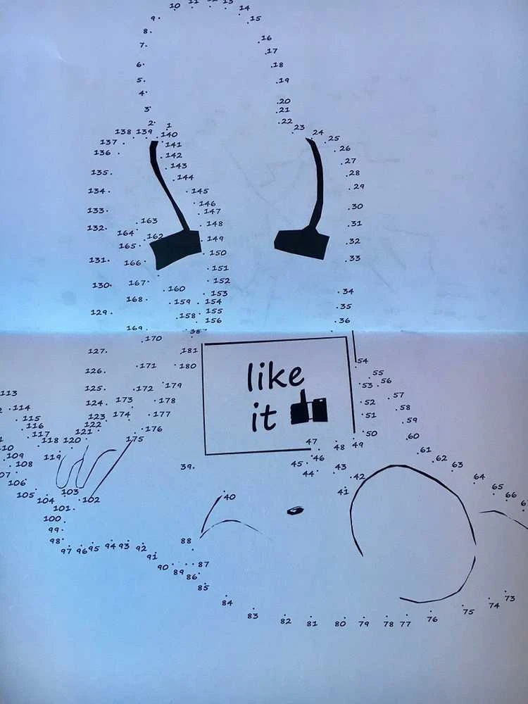 PropaGanda Sujunkite „Dots Book Games“ mergvakariui