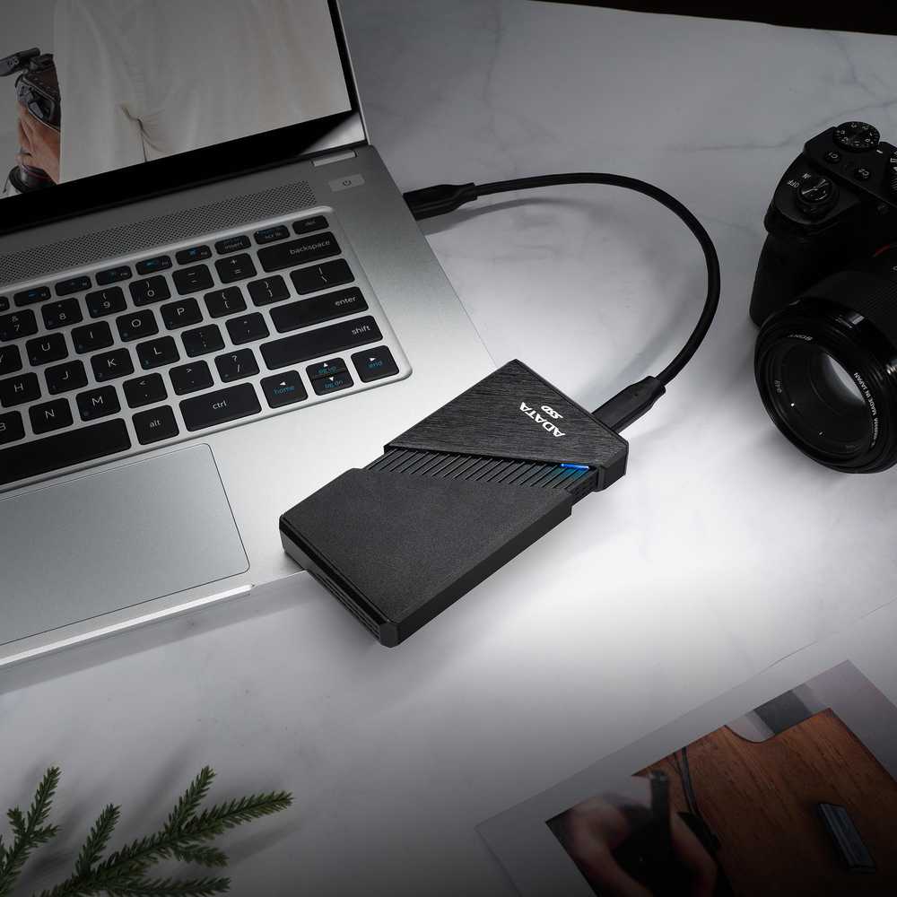 Kietasis diskas Adata SE920 2TB SSD juoda