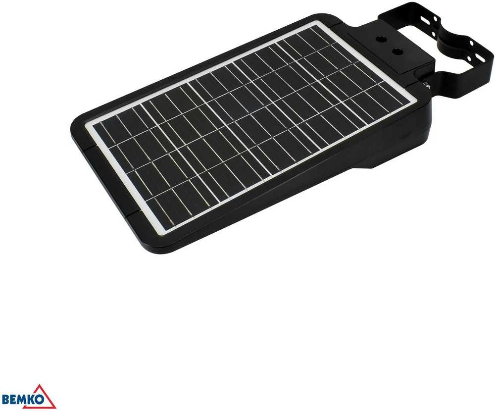 Carruzzo SOLARNA OPRAWA ULICZNA LED BEMKO SOLGER 20W 3000LM 3000/4000/6000K IP65 Juoda CZ. PIR