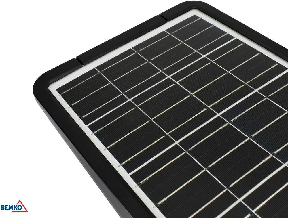 Carruzzo SOLARNA OPRAWA ULICZNA LED BEMKO SOLGER 20W 3000LM 3000/4000/6000K IP65 Juoda CZ. PIR