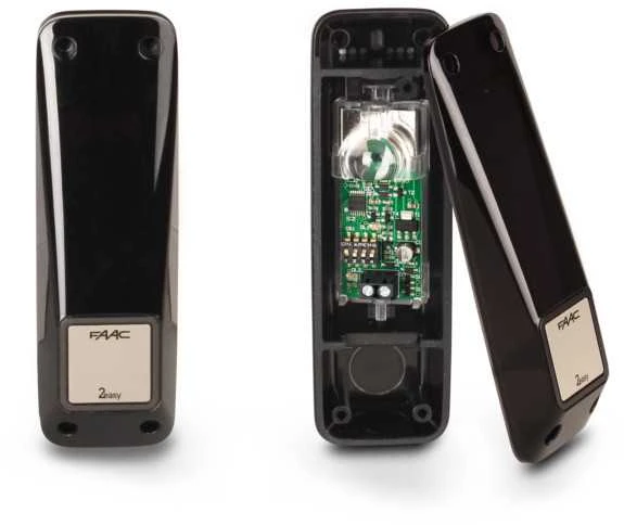 FAAC „Cyclo C720 FDS“ komplektas – 24 V automatika iki 400 kg svorio stumdomiems vartams