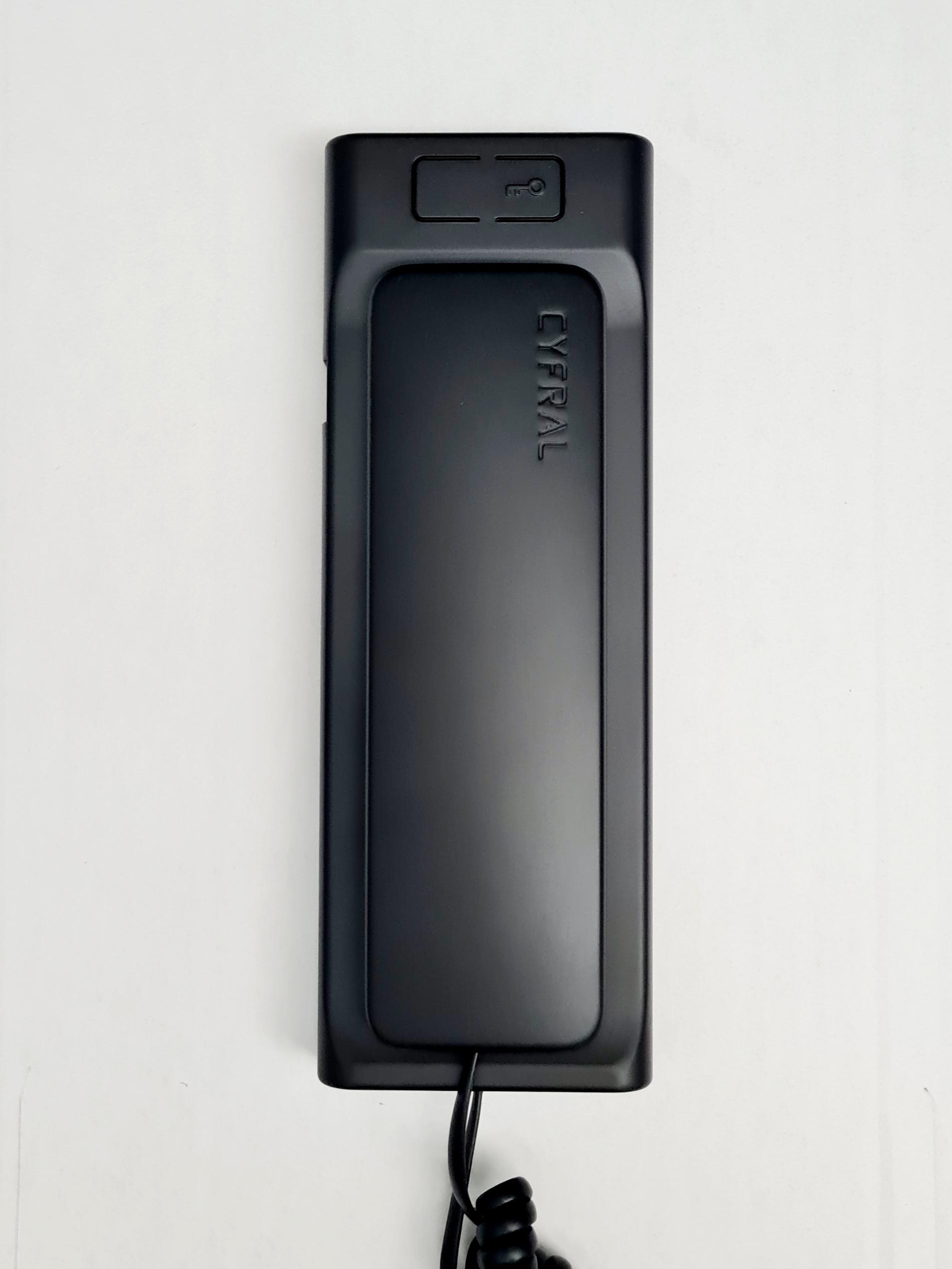 uniphone-digital-baltic-5p-black-456-green