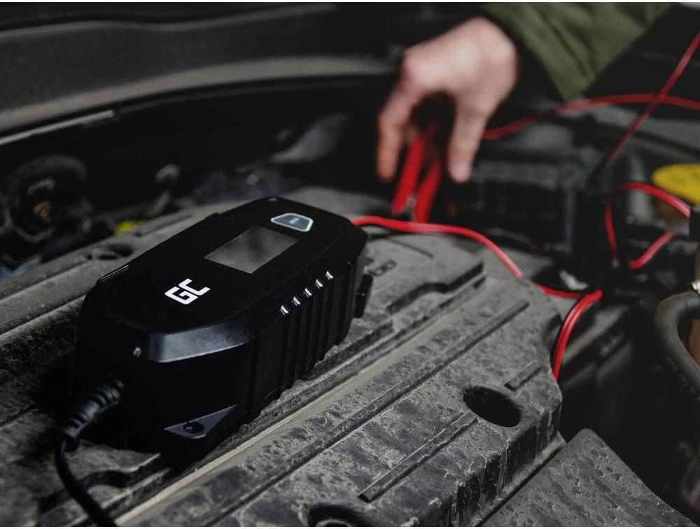 Green Cell Žalias Cell Žalias Cell akumuliatoriaus įkroviklis - su išmaniąja diagnostikos funkcija - 6-12V/4A/120Ah