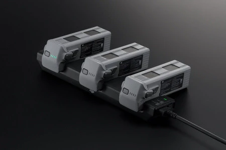 DJI „Matrice 4“ serijos įkrovimo mazgas (200 W)