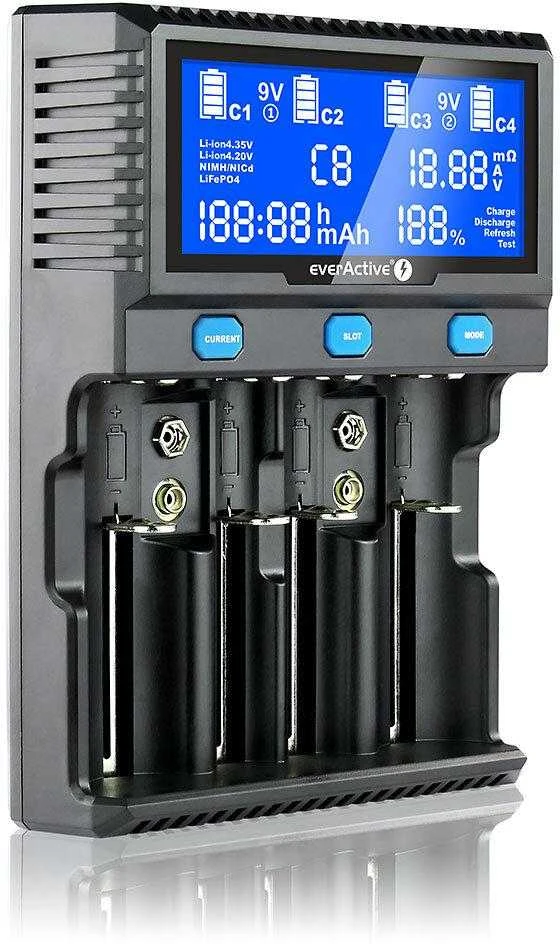 everActive profesionalus 4 x Ličio ir AA/AAA/C/D/9V Ni-MH akumuliatorių kroviklis UC4200