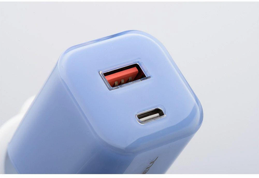 Telefono įkroviklis Forcell F-Energy GaN III Crystal Color USB C + USB A QC4.0 PD 33W + silikoninis laidas USB C į USB C VT-41 mėlynas