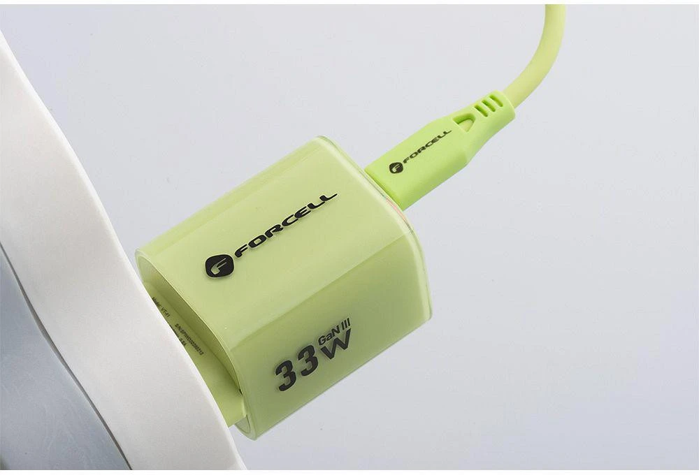 Telefono įkroviklis Forcell F-Energy GaN III Crystal Color USB C + USB A QC4.0 PD 33W + silikoninis laidas USB C į USB C VT-41 žalias