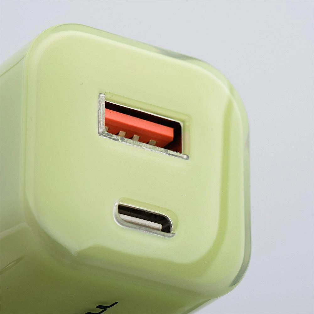 Telefono įkroviklis Forcell F-Energy GaN III Crystal Color USB C + USB A QC4.0 PD 33W + silikoninis laidas USB C į USB C VT-41 žalias