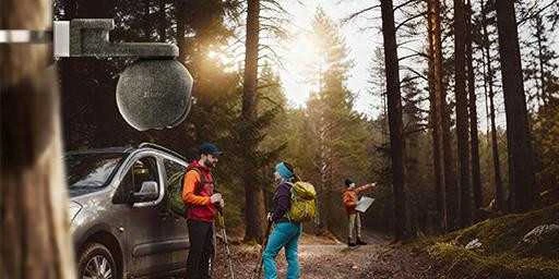 Akumuliatorinė valdoma lauko kamera EZVIZ CS-EB8/SP Ranger, su saulės panele