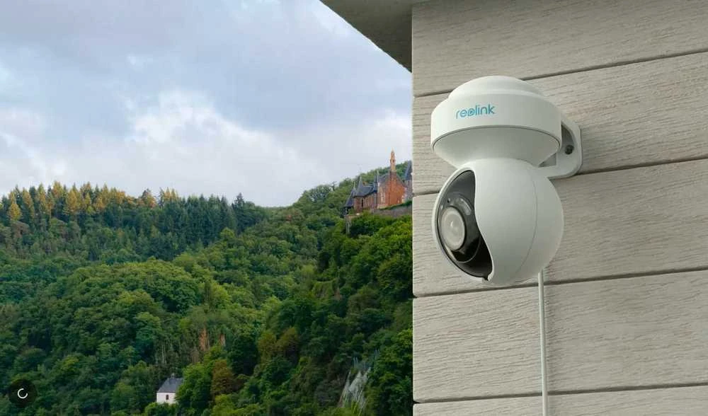 Tinklo kamera Reolink E1 Outdoor 124.46 CHF