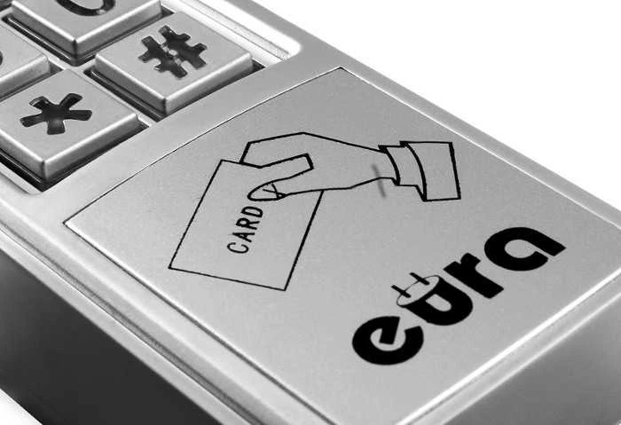 EUA KODINĖ SPYNA „EURA“ AC-30C7 (2 išėjimai, paviršinio montavimo, arčio kortelė)