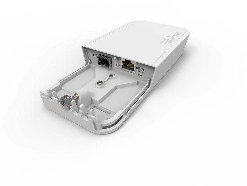MIKROTIK MT RBFTC11 MikroTik FTC Media Converter 1000BaseT(RJ45) / 1000BaseSX/L, 802.3af/at PoE supp