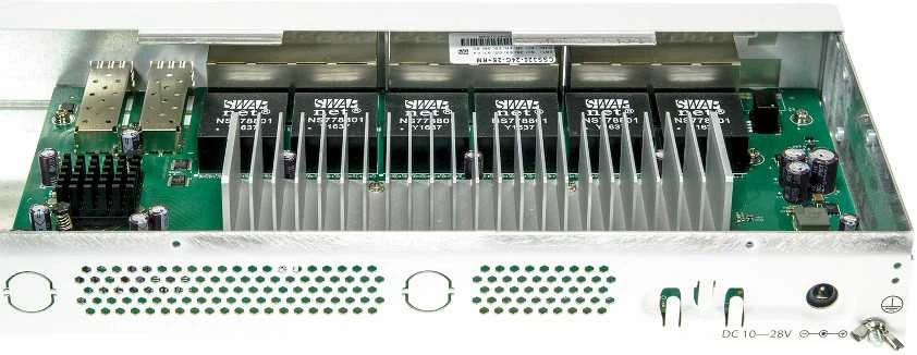 Šakotuvas MikroTik | Cloud Smart Switch | CSS326-24G-2S+RM | Tvarkoma L2 | Montuojamas ant stovo | Gigabit Ethernet (vario) jungtys kiekis 24 | SFP+ jungtys kiekis 2 | 12 mėn.