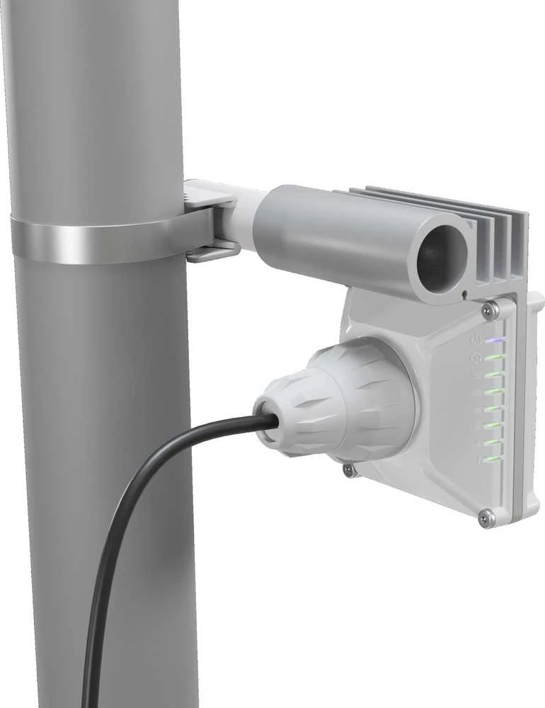Maršrutizatorius Mikrotik CubeSA 60Pro kintamosios srovės tinklo antena Sektorinė antena 11,5 dBi
