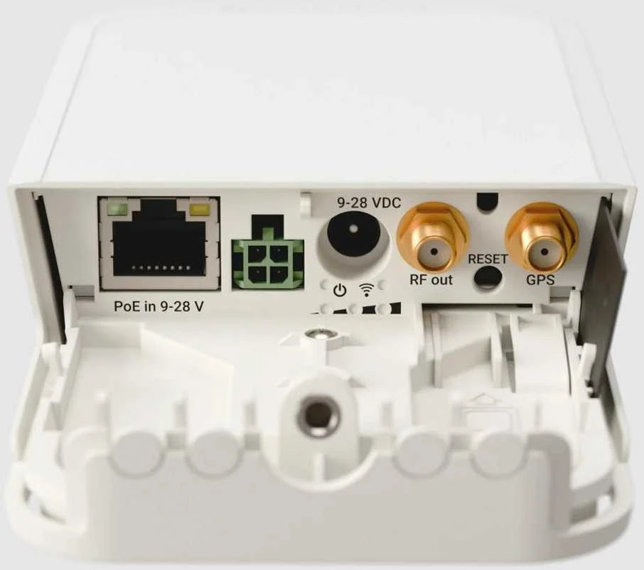 Maršrutizatorius MikroTik wAP Lora LR8G Kit Gateway. RBwAPR-2nD&amp;R11e-LR8G