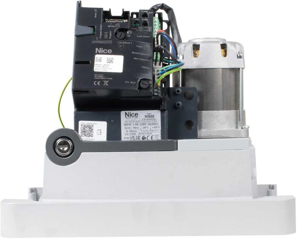 NICE ROBO 600 komplektas stumdomiems vartams (be fotoelementų)