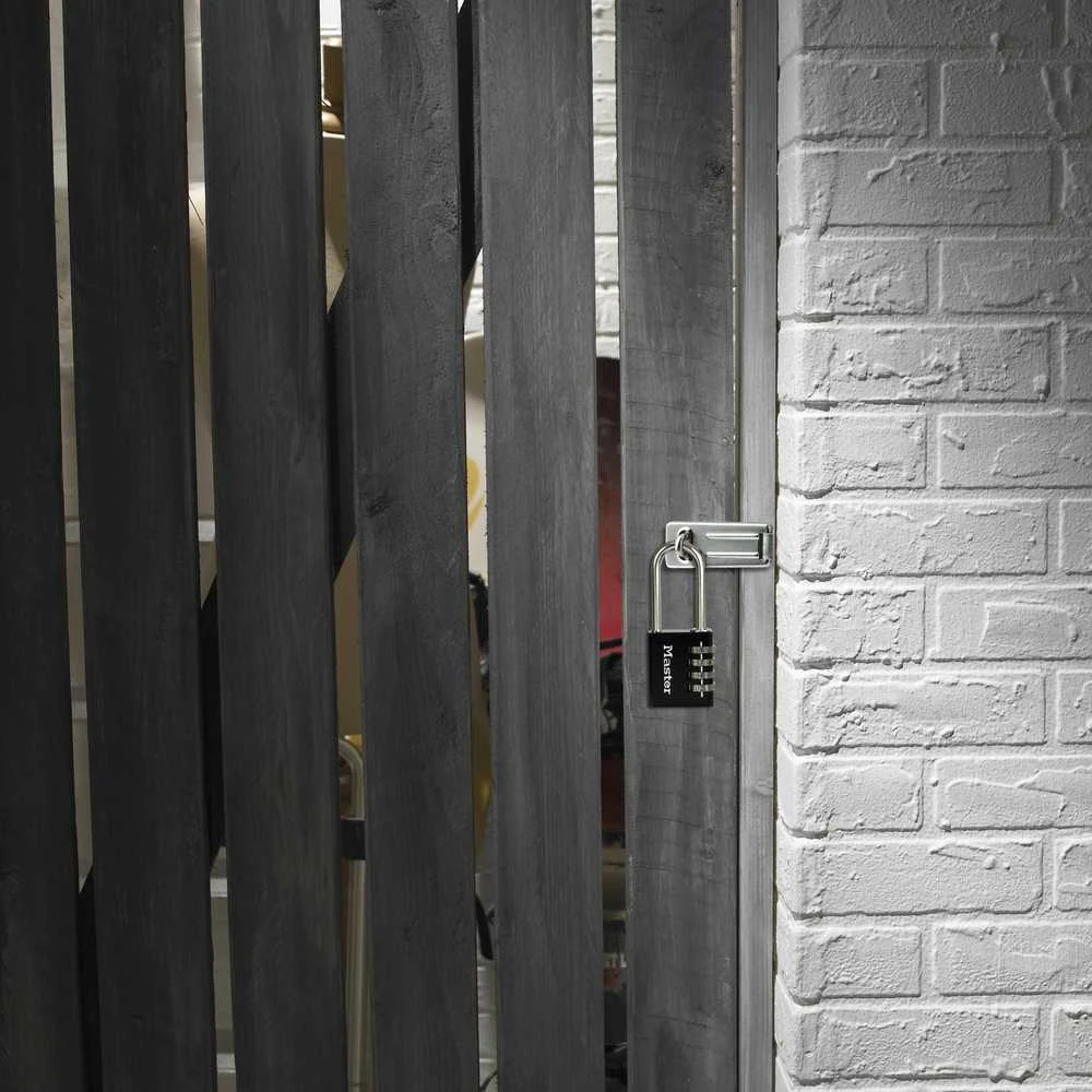 Master Lock Spynelė MasterLock 7640EURDBLKLH; 40 mm