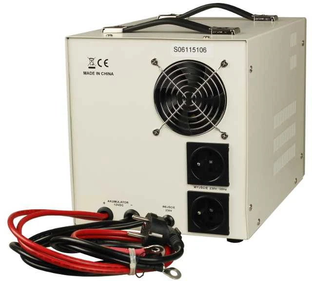 VOLT POLSKA SINUS PRO 1500 E 12/230V nepertraukiamo maitinimo resursai (UPS) „Line-Interactive“ 1,5 kVA 1050 W