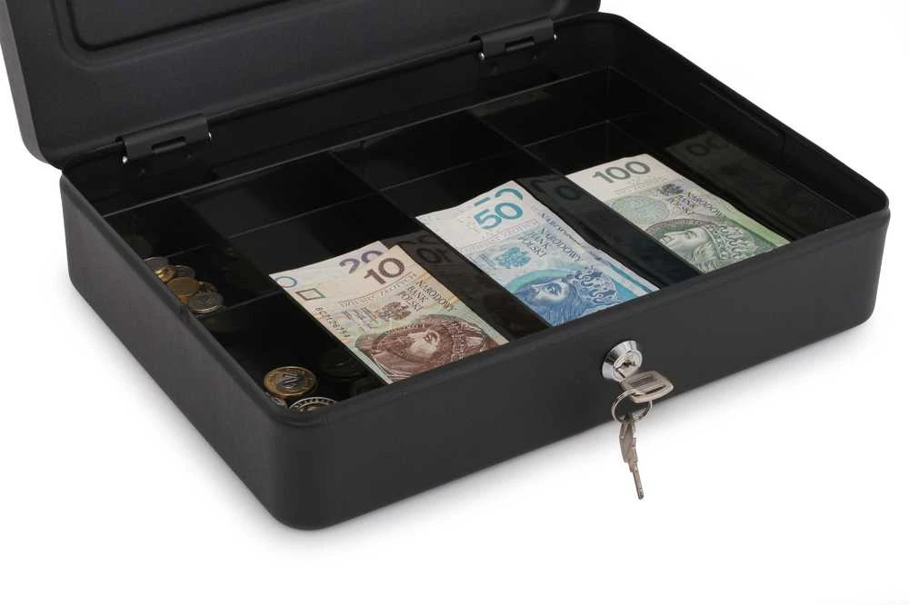 Red Eagle METALINĖ KASETĖ PINIGAMS BOX-300