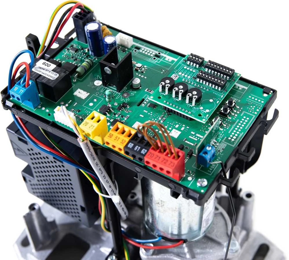 BFT DEIMOS BT B600 KIT EE komplektas slenkamiems vartams iki 600 kg