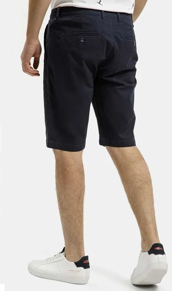 Įvairūs šortai Cross Jeans